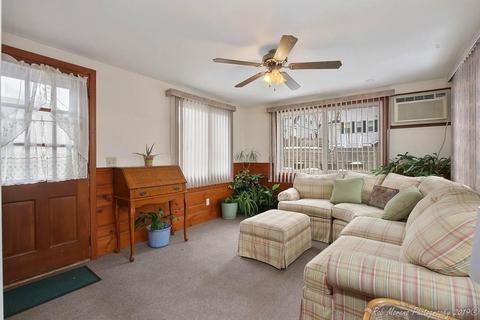 33 Damon St, Danvers, MA 01923 photo 10