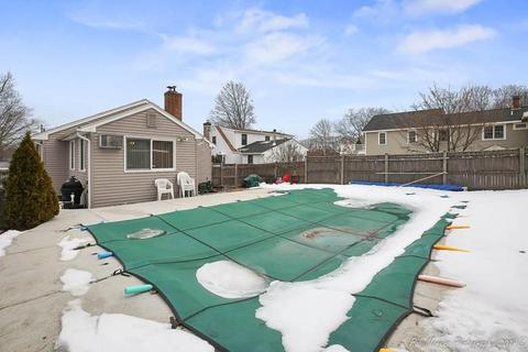 33 Damon St, Danvers, MA 01923 photo 24