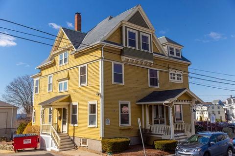 8 Angle St, Gloucester, MA 01930 photo 2