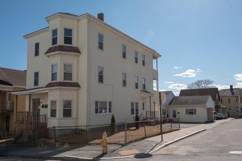 5 Seward St, Worcester, MA 01604 photo 1