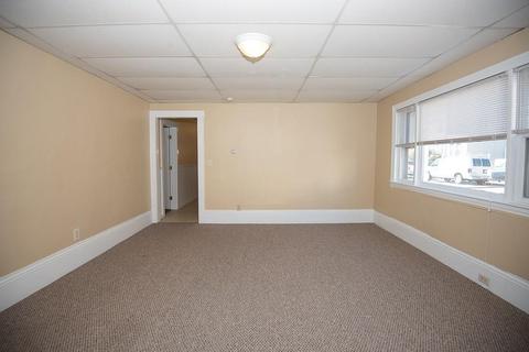 5 Seward St, Worcester, MA 01604 photo 5