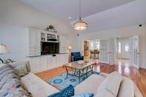 5 Cloverleaf Ln, Franklin, MA 02038 photo 14