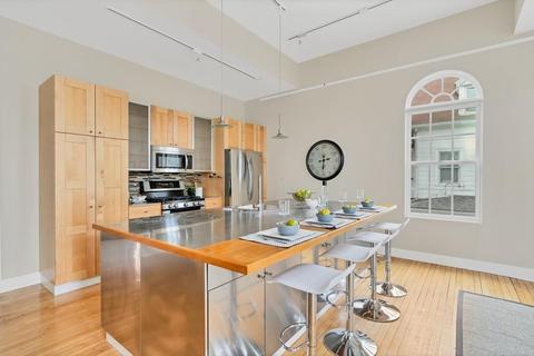 24 Elm St #2, Gloucester, MA 01930 photo 7