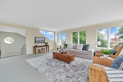 24 Elm St #2, Gloucester, MA 01930 photo 11