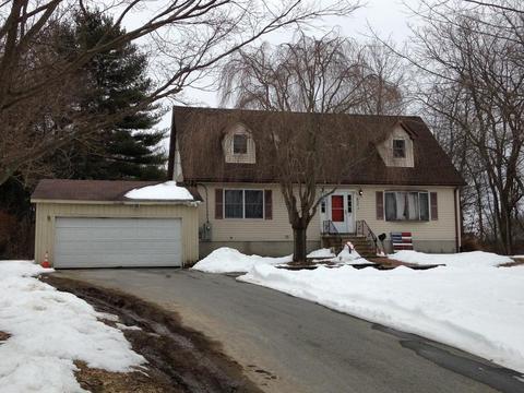 69 Poland St, Webster, MA 01570 photo 2