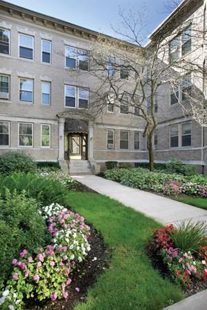58 Dwight St #3, Brookline, MA 02446 photo 1