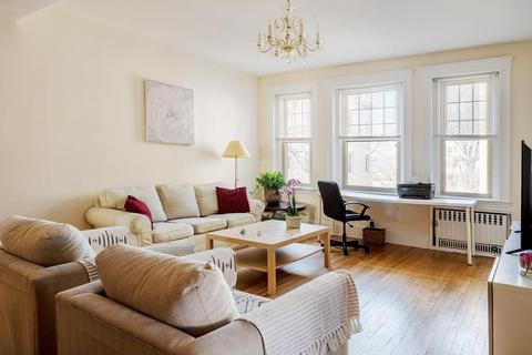 58 Dwight St #3, Brookline, MA 02446 photo 2