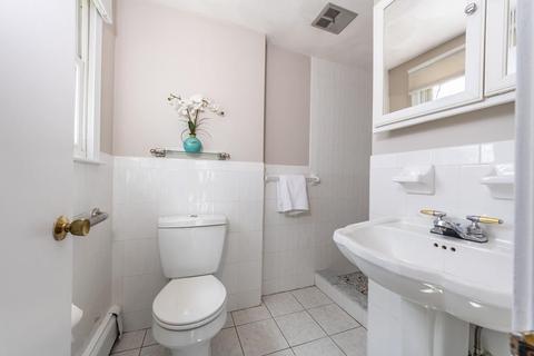 60 Egan, Dedham, MA 02026 photo 12