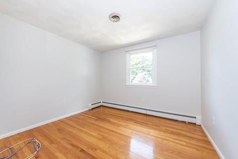 60 Egan, Dedham, MA 02026 photo 11