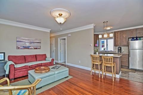 18 Western Ave #2, Gloucester, MA 01930 photo 4