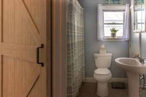 38 J St, Hull, MA 02045 photo 11