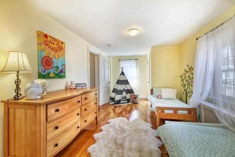 30 Maple, Stoneham, MA 02180 photo 16