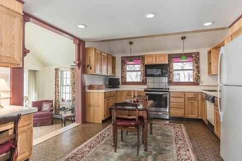 90 Centre St, Danvers, MA 01923 photo 9