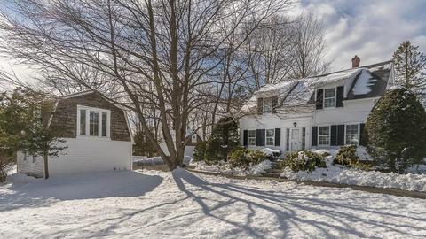 90 Centre St, Danvers, MA 01923 photo 1