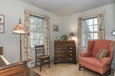 90 Centre St, Danvers, MA 01923 photo 13