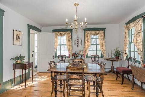 90 Centre St, Danvers, MA 01923 photo 10