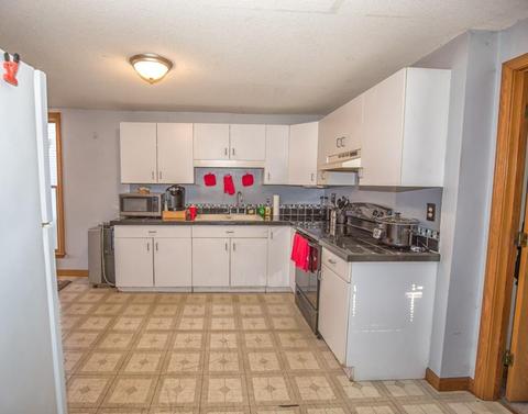 320 Main St, Springfield, MA 01151 photo 3