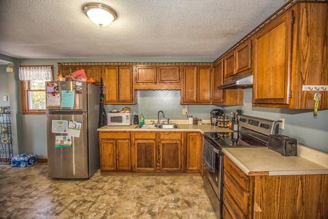 320 Main St, Springfield, MA 01151 photo 14