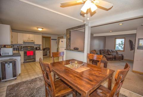 320 Main St, Springfield, MA 01151 photo 17