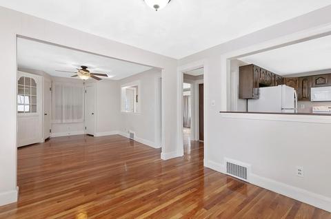 35 Thurman Park, Everett, MA 02149 photo 5