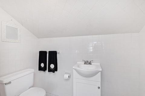35 Thurman Park, Everett, MA 02149 photo 9