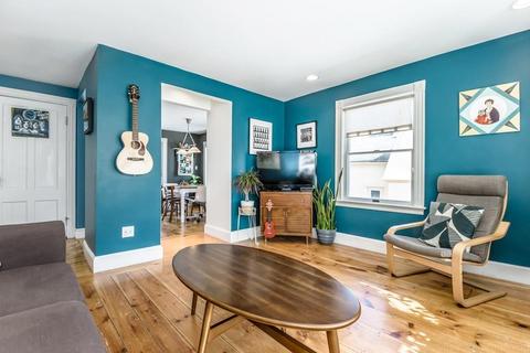 18 Roosevelt St, Maynard, MA 01754 photo 4