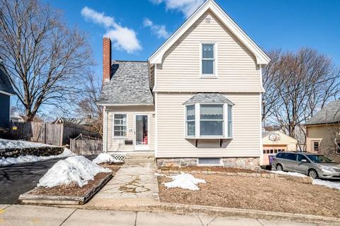 18 Roosevelt St, Maynard, MA 01754 photo 1