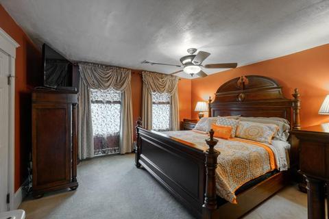 283 Eighth Ave, Woonsocket, RI 02895 photo 8