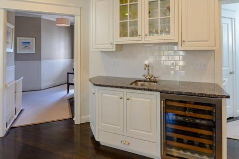 7 Pine St, Needham, MA 02492 photo 5