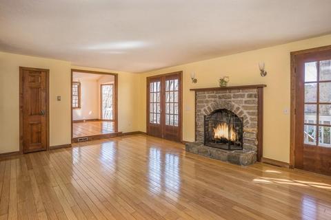 151 Timberlane Dr, Mashpee, MA 02649 photo 3