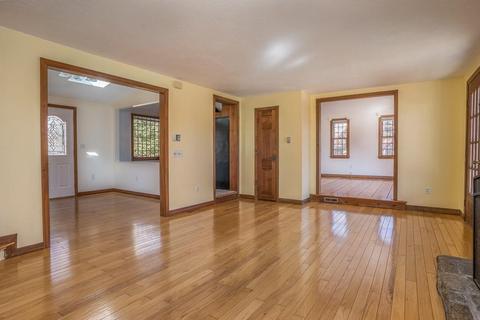151 Timberlane Dr, Mashpee, MA 02649 photo 6