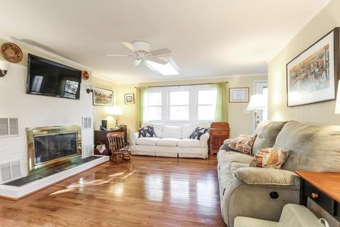 70 Raspberry Ln, Barnstable, MA 02648 photo 3