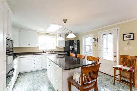 70 Raspberry Ln, Barnstable, MA 02648 photo 5