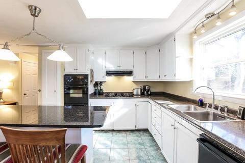 70 Raspberry Ln, Barnstable, MA 02648 photo 4