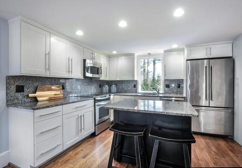 27 Hull St, Hingham, MA 02043 photo 11