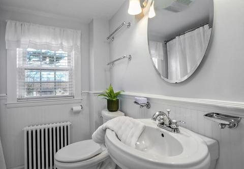 27 Hull St, Hingham, MA 02043 photo 19