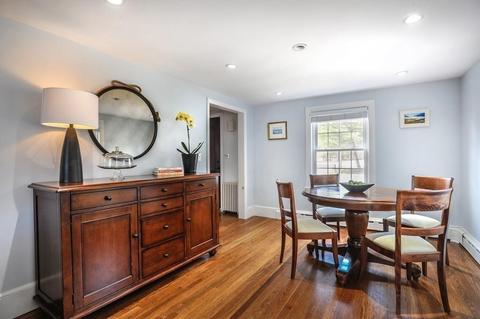 27 Hull St, Hingham, MA 02043 photo 9