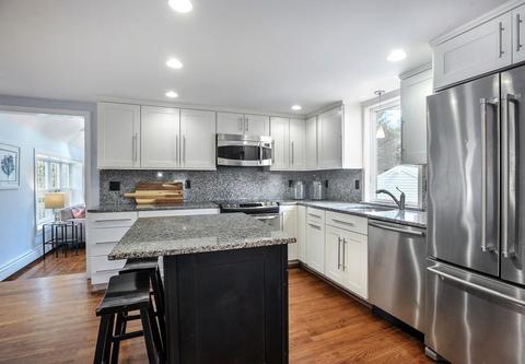 27 Hull St, Hingham, MA 02043 photo 13