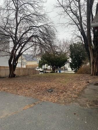 73 Butler St, Lawrence, MA 01841 photo 10