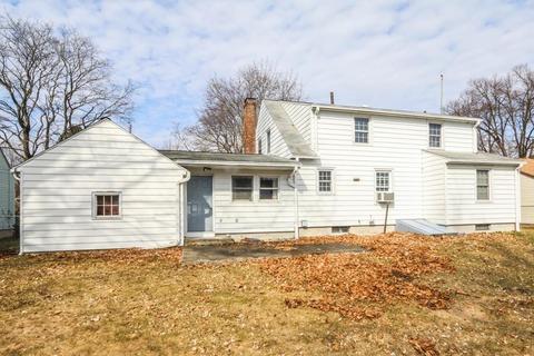 41 Redden Rd, Springfield, MA 01119 photo 2
