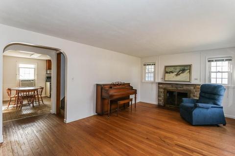 41 Redden Rd, Springfield, MA 01119 photo 5