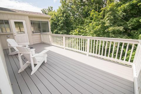 15 Delaware Ave, Danvers, MA 01923 photo 4