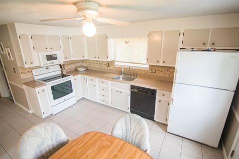 15 Delaware Ave, Danvers, MA 01923 photo 11