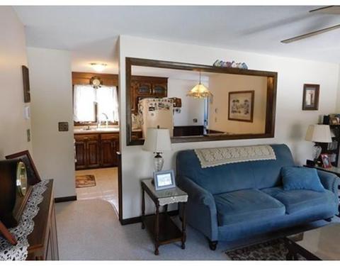 7 Hickory Ln, Webster, MA 01570 photo 9