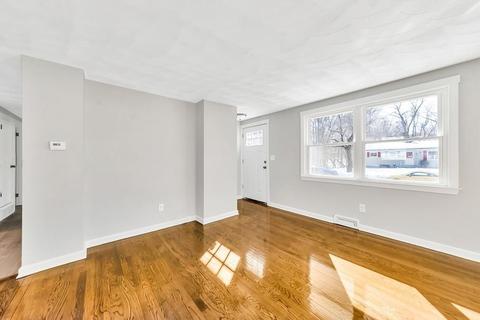 91 Hudson St, Springfield, MA 01118 photo 11
