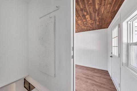 91 Hudson St, Springfield, MA 01118 photo 6