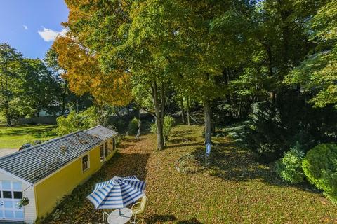 385 Whiting Ave, Dedham, MA 02026 photo 15
