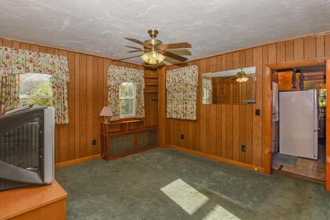 385 Whiting Ave, Dedham, MA 02026 photo 11