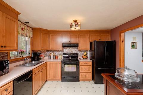 489 Spring St, Hanson, MA 02341 photo 6