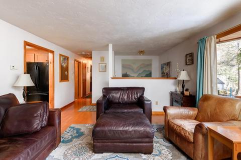 489 Spring St, Hanson, MA 02341 photo 4